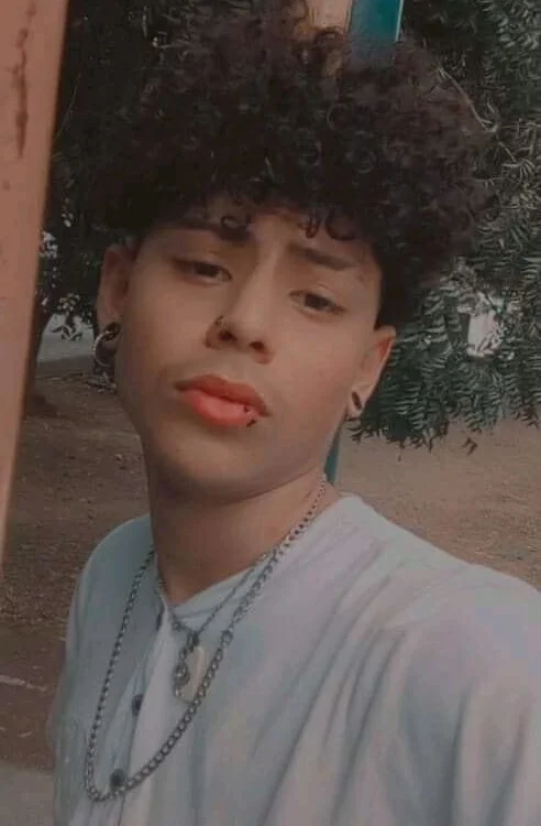 hernandezcrazy's Offline XXX Chat