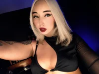 Chloe_slave_BDSM's Offline XXX Chat