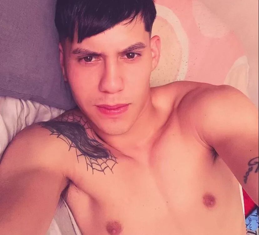 paleo11n Offline XXX chat