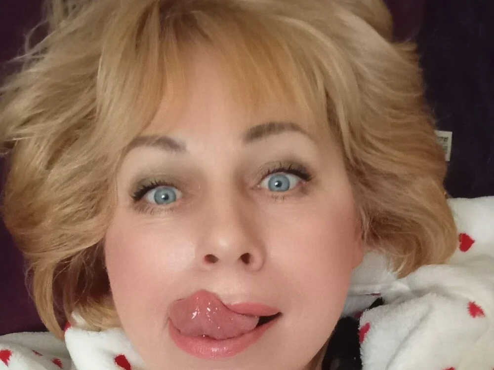 SusieNoreen Adlı Modelin Çevrimdışı XXX Sohbeti