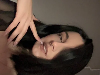 Amazing_Reyna - Girl 