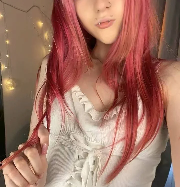 JeeenaOrteka Offline XXX-Chat