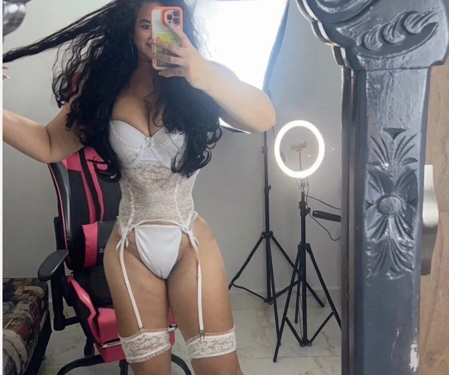 girlnastyhot's Offline XXX Chat