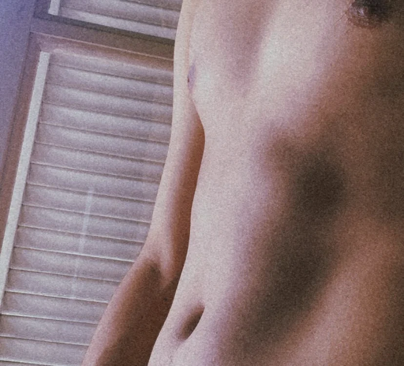 bomenovo11 Offline XXX Chat