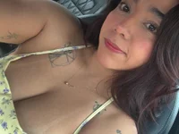 LinaRabbit's webcam live show