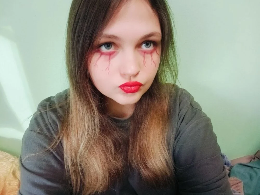 lalisa_wite Chat XXX Ngoại tuyến