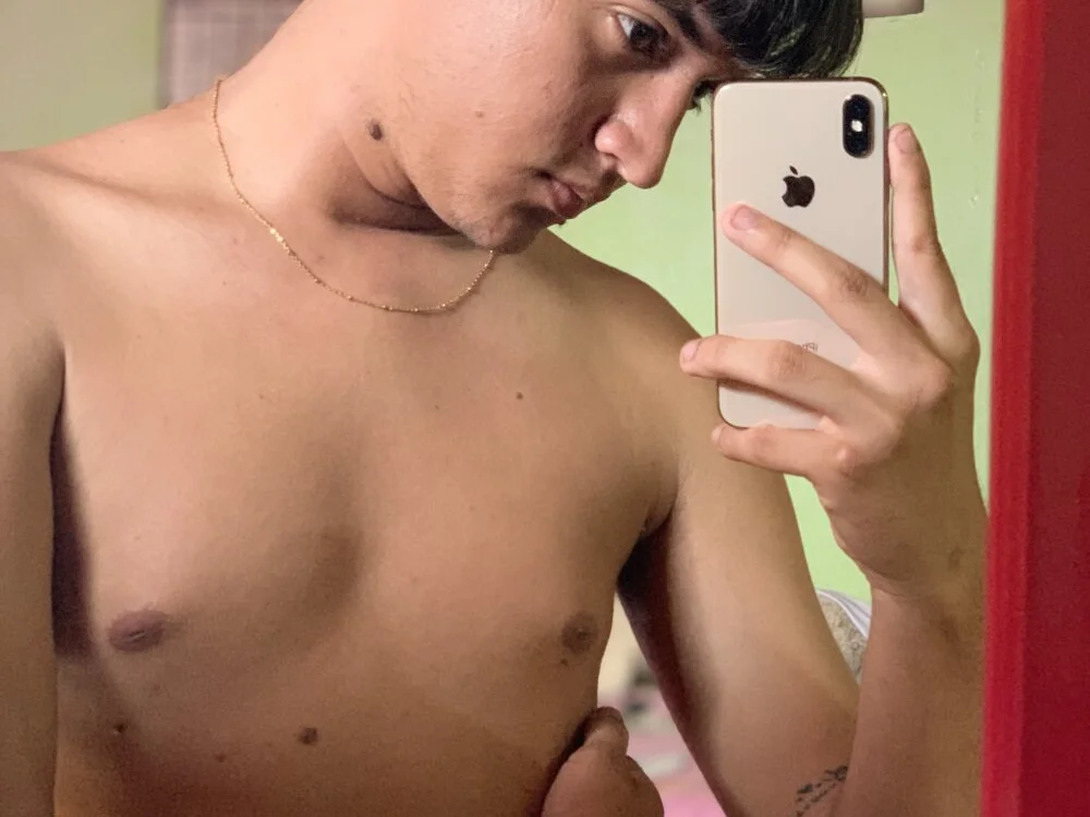 Jhor21n Offline XXX chat