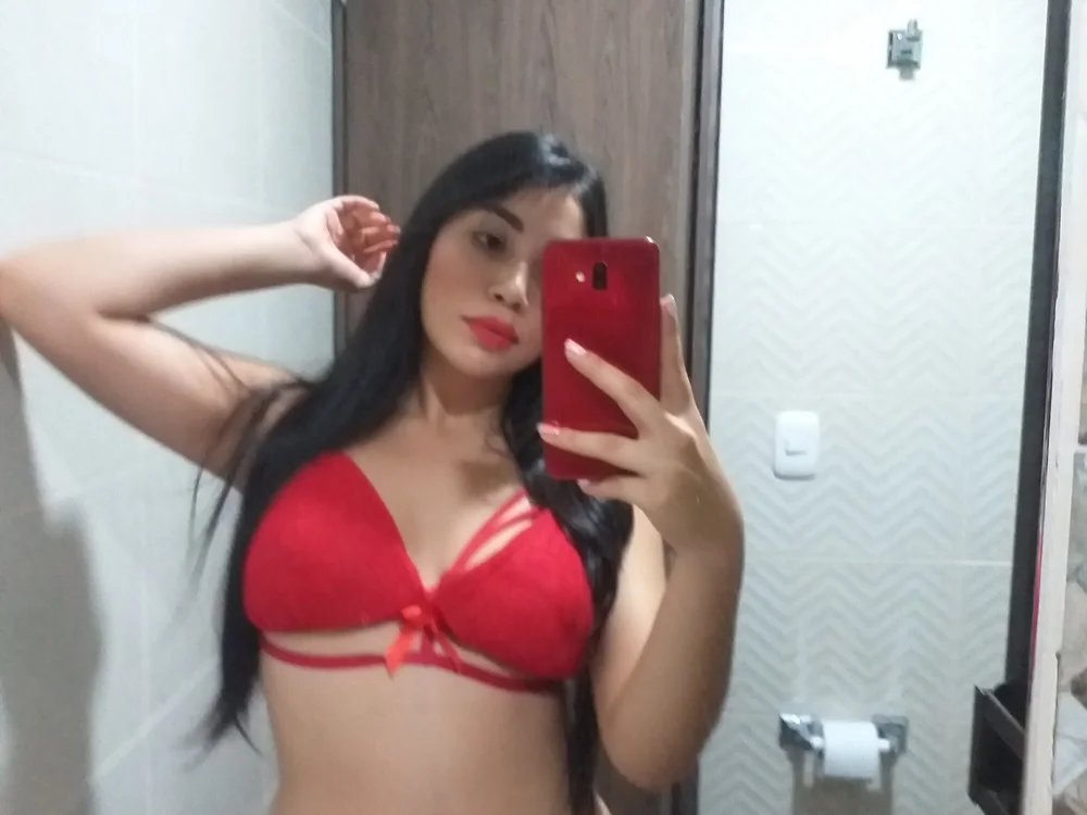 Offline XXX chat im_roxane