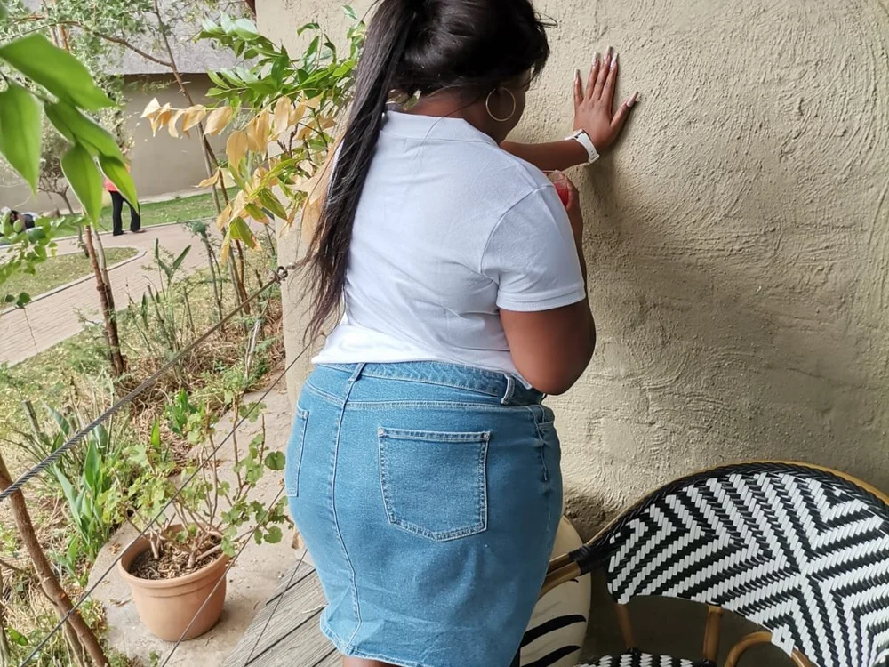 bigbootycurvy's Offline Chat Room