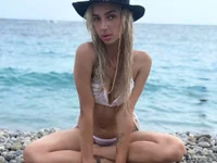 Онлайн чат XXX PureLust_Naomi