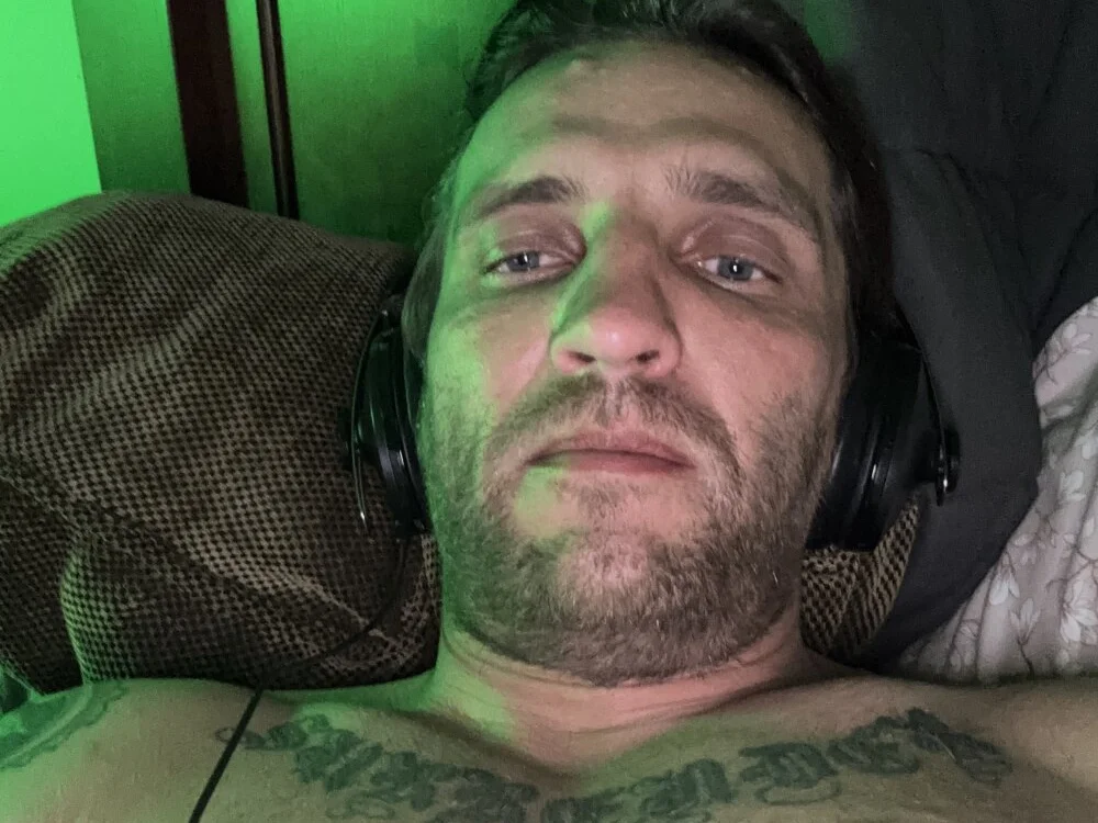 outlawINlaw13's Offline XXX Chat