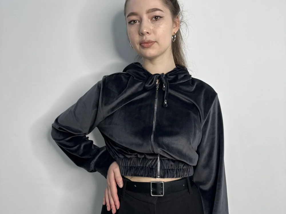 EllwineEade's Offline Chat Room