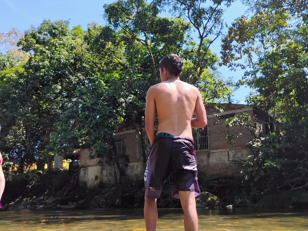 Fonseca641 Offline XXX Chat