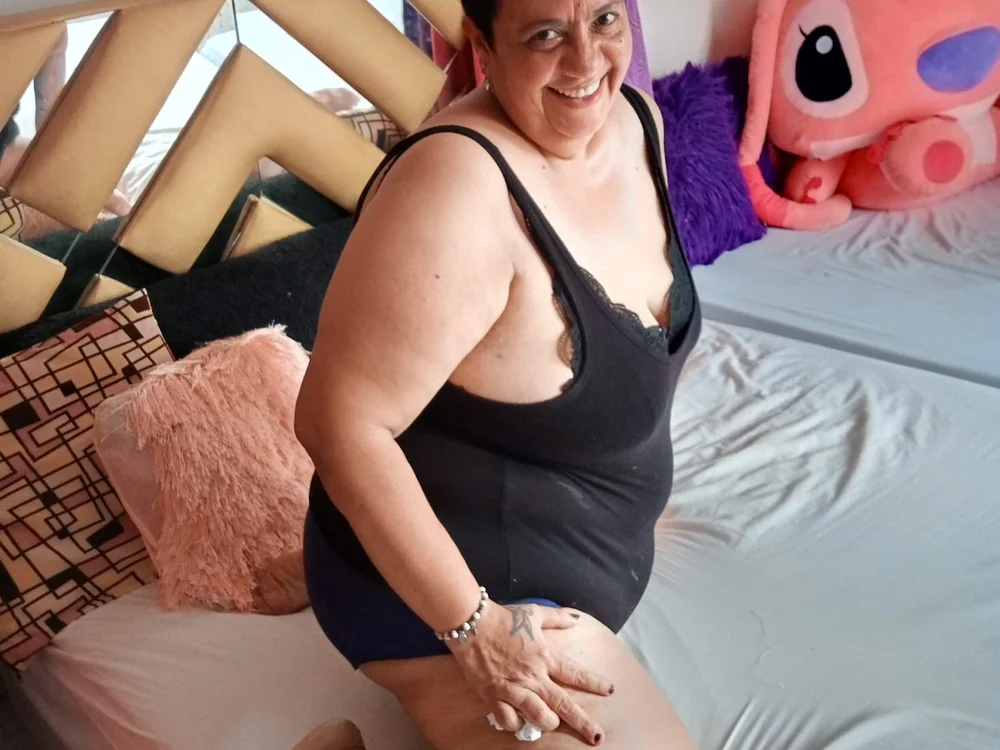 SweetPassionAmada's Offline XXX Chat