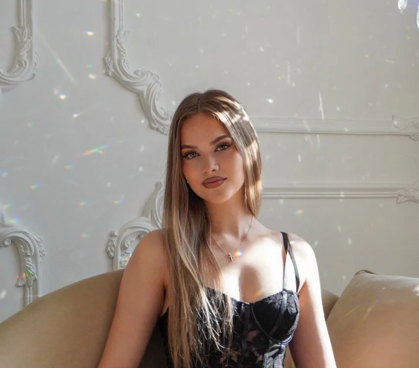 sureprise's Offline Chat Room