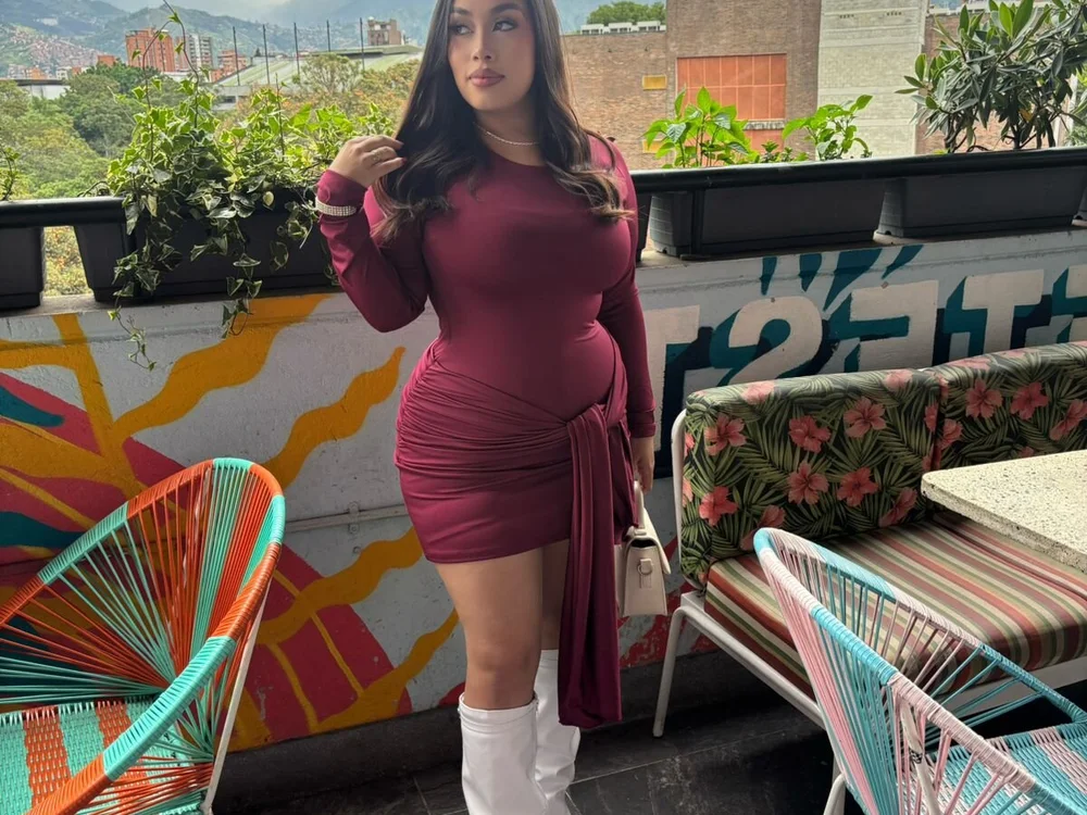 Alma_sterling cam model