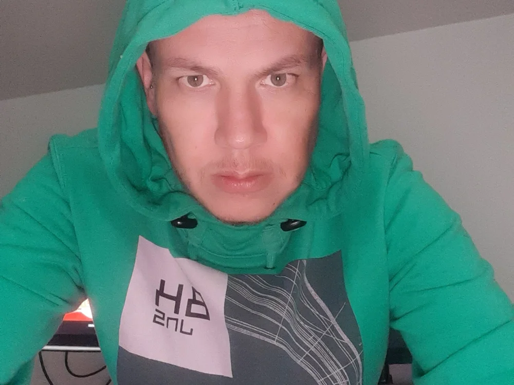 jimverde's Offline Chat Room