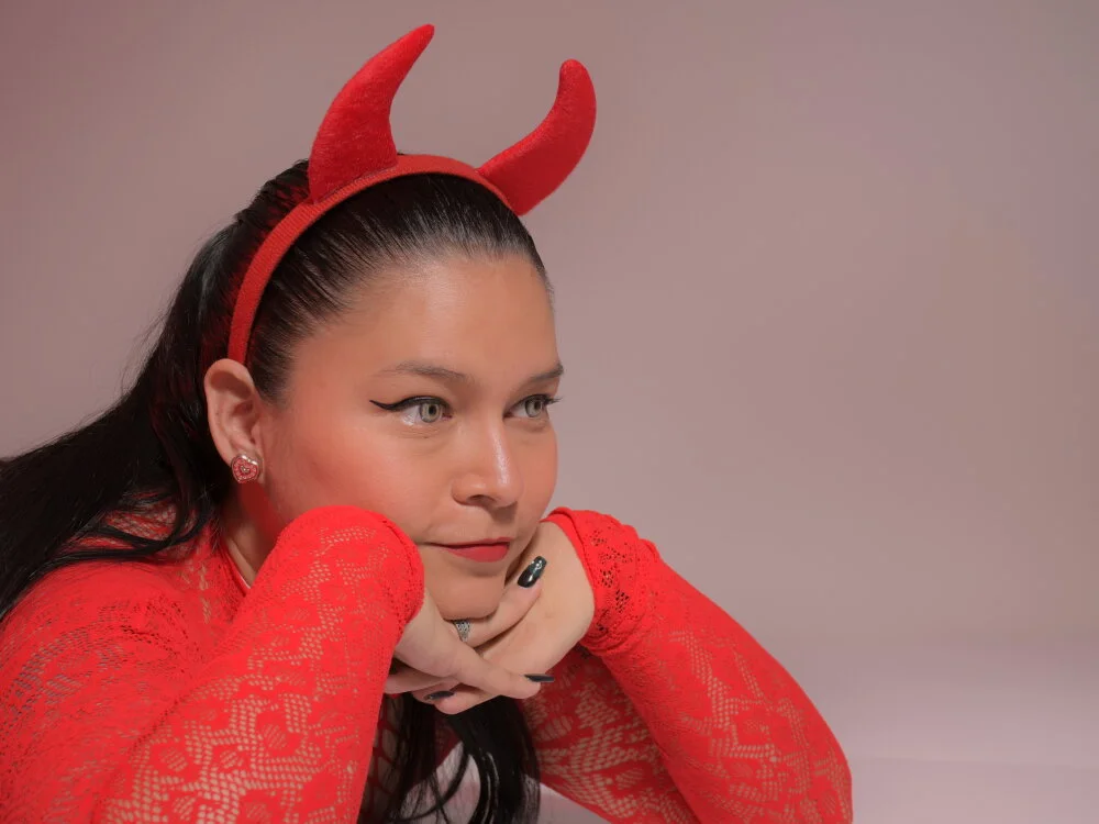 Офлайн-чат XXX nare_celebi_