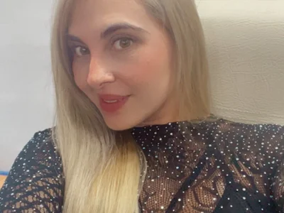 STARBEAUTY4y on StripChat