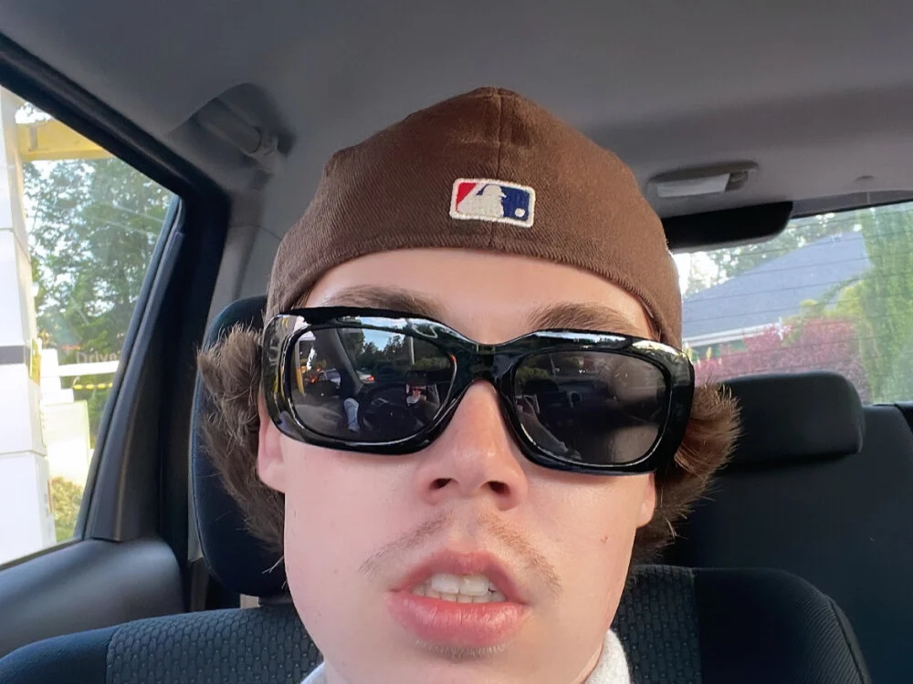 lukalovesyou's Offline XXX Chat