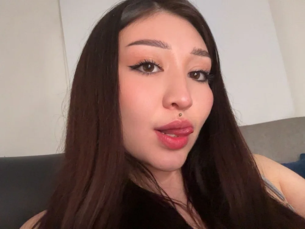 Valengarcia_ Offline XXX Chat