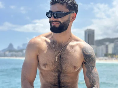 Derek_w Adlı Modelin Çevrimdışı XXX Sohbeti