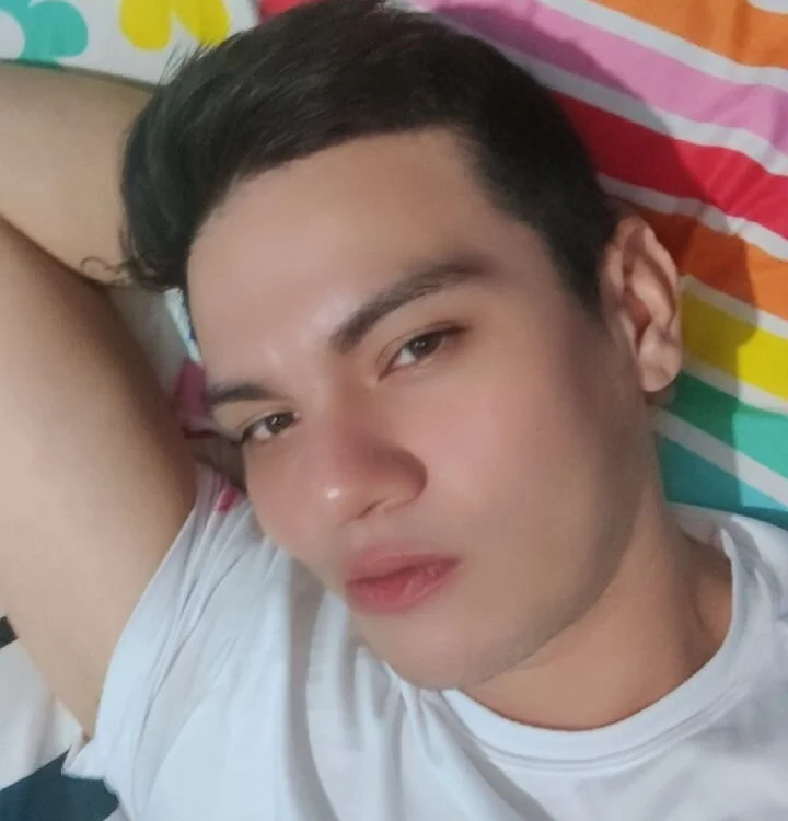 Arturo1661n Offline XXX chat