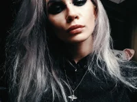 Модель xxxcharismaaa