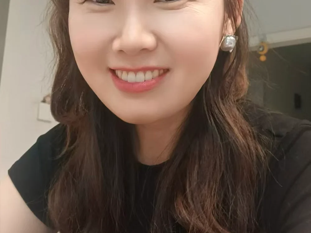 Leila_E Chat XXX Ngoại tuyến