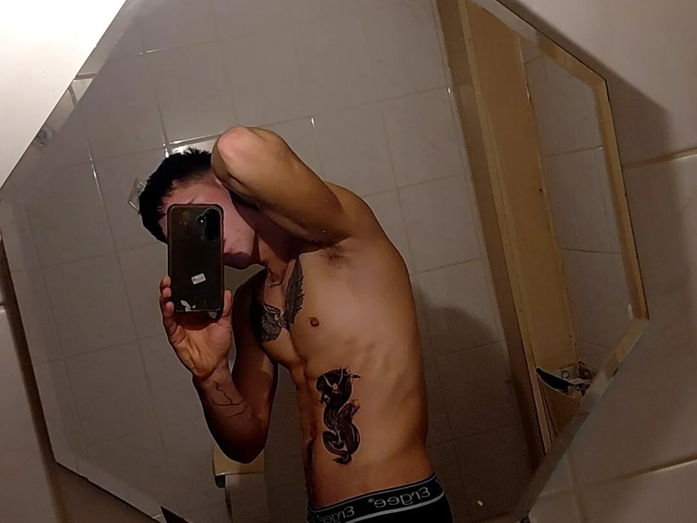 Manseductiv offline chatrum