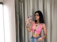 Chat XXX en directo de Connie_Cherxx