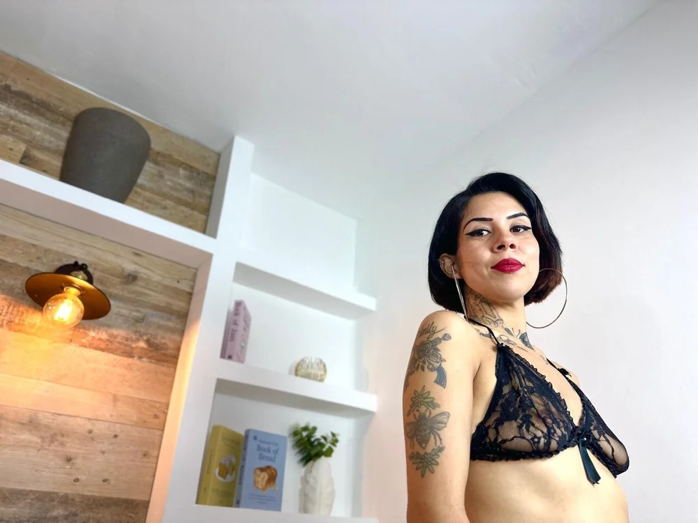 jade_spinters Offline XXX-chat