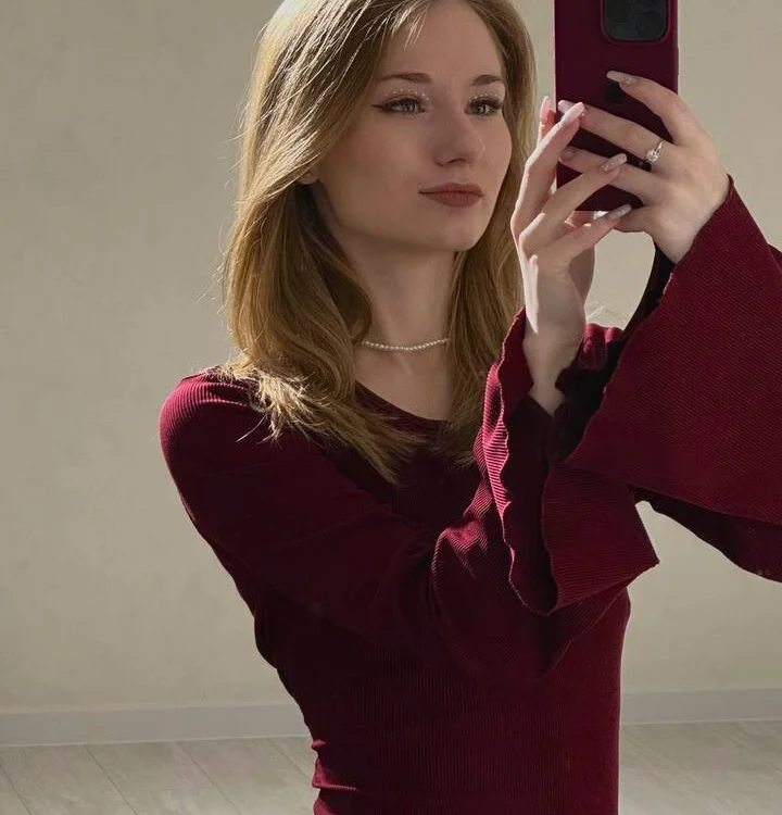 ElvinaRose Offline XXX-chat