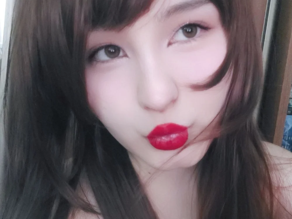 Emmysklo offline chatrum