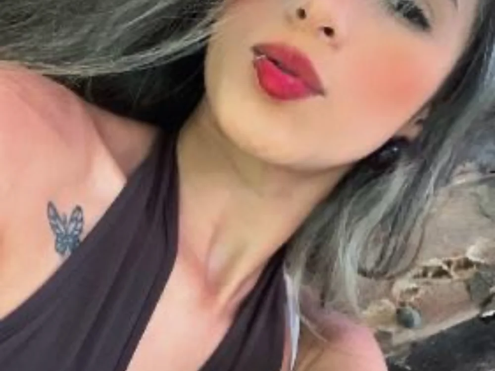 Candy_Lennon Offline XXX-chat