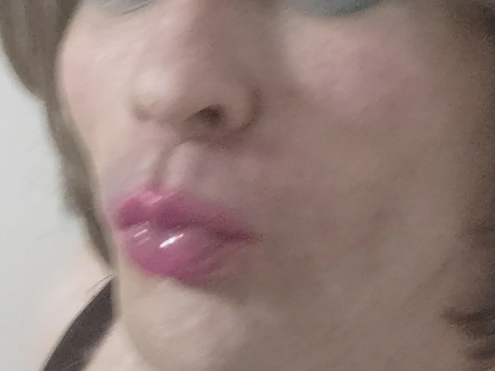 BBCslutsizequeen's Offline XXX Chat