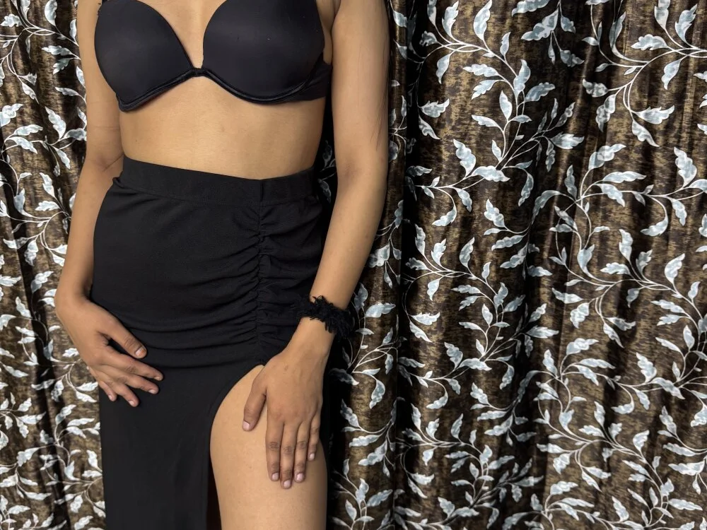 Hot_Queen2's Offline XXX Chat