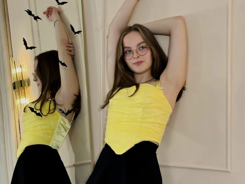 MadisonSmitt Adlı Modelin Canlı XXX Sohbeti