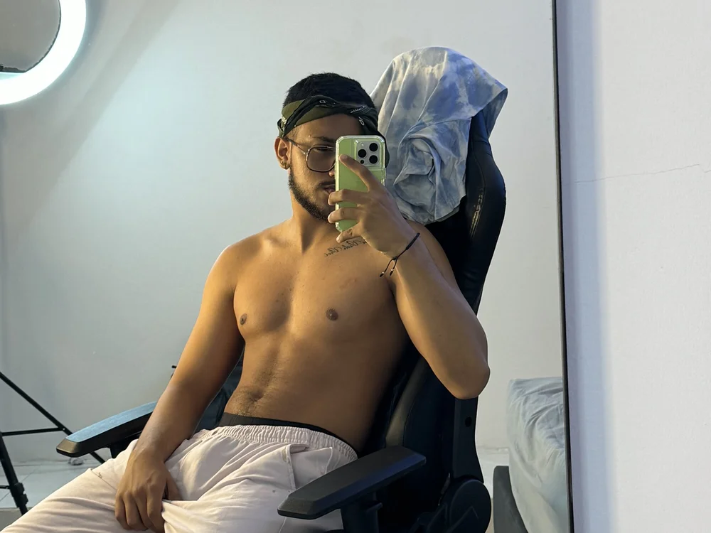 Xliano's Offline Chat Room