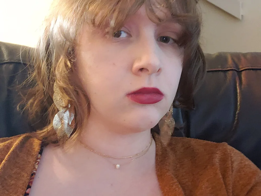 Cherri_cola's Offline Chat Room
