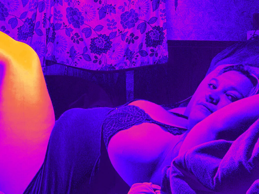 BustyGoddess6969's Offline XXX Chat