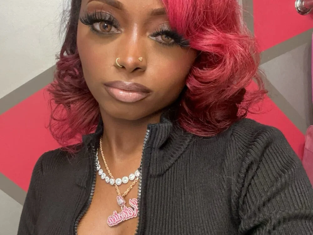 Dollfacekeyy's Offline XXX Chat