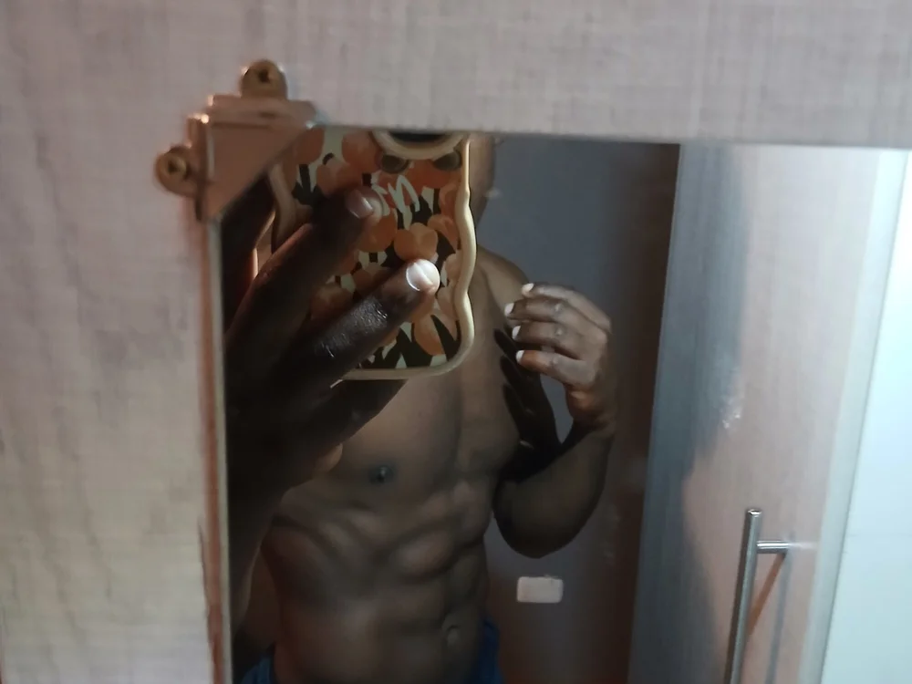 GiftedHunk Chat XXX Ngoại tuyến