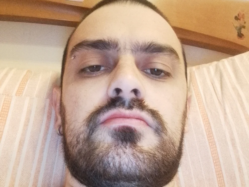 Porcellone_ Offline XXX Chat
