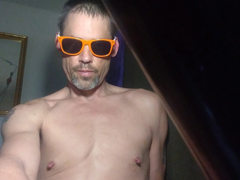Shawna91's Offline Chat Room