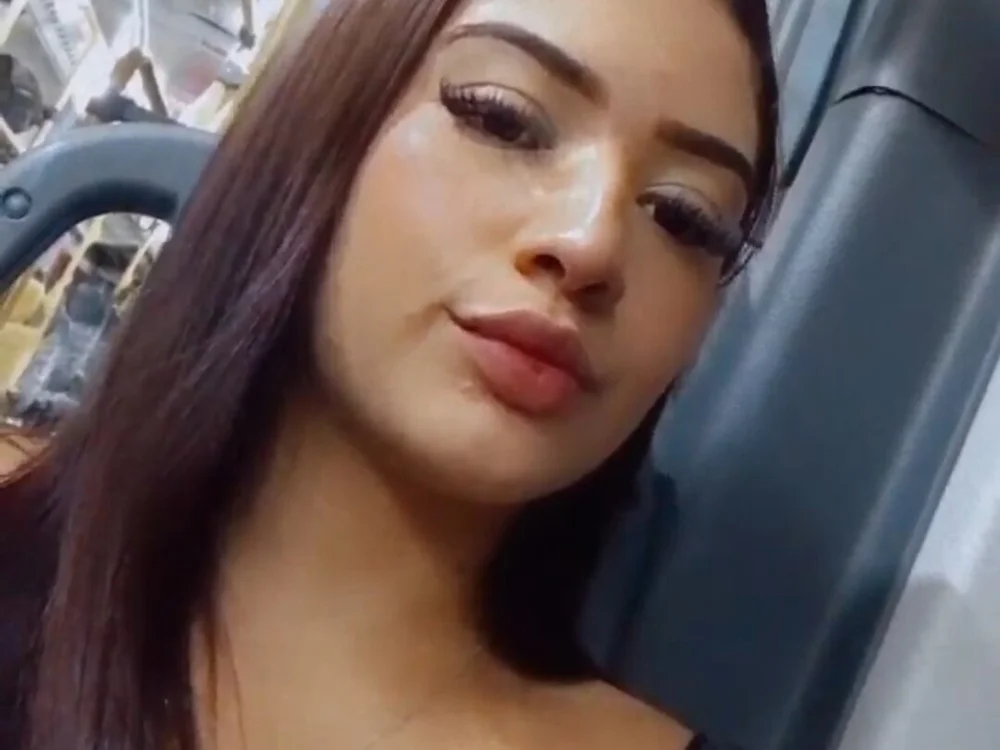 Nicoleepimentell offline chatrum