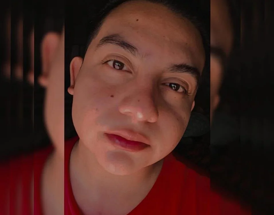 XDEXxx's Offline Chat Room