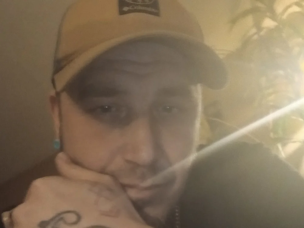 Tmonrr's Offline Chat Room