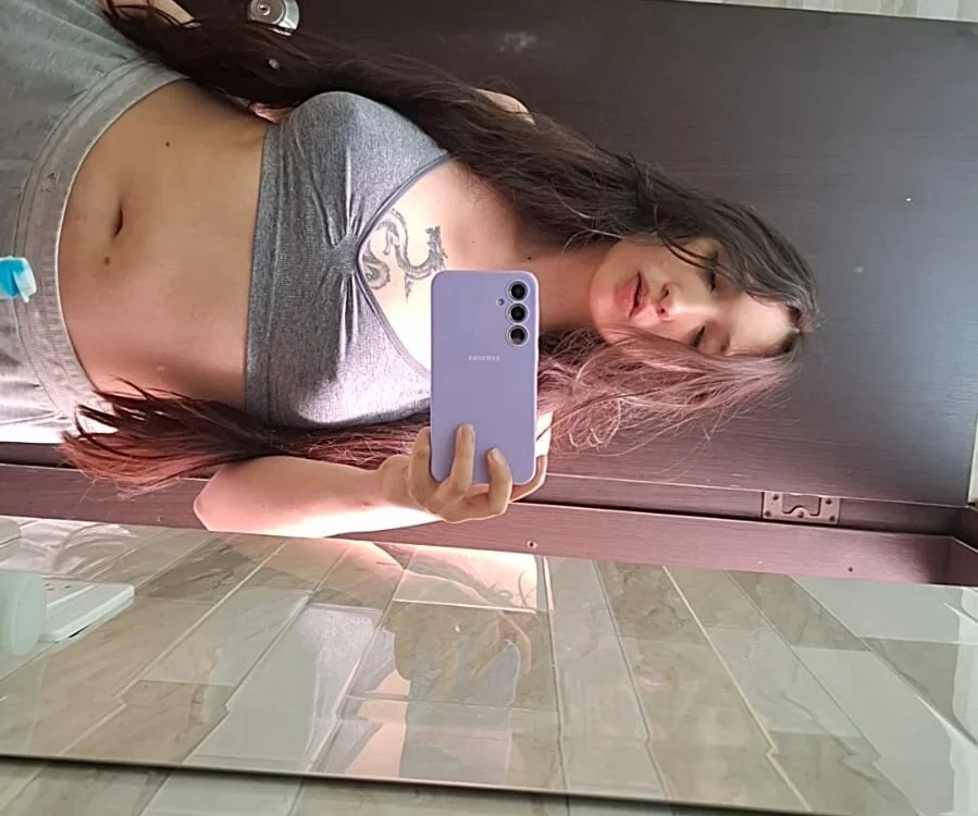 victoriatvac Adlı Modelin Çevrimdışı XXX Sohbeti