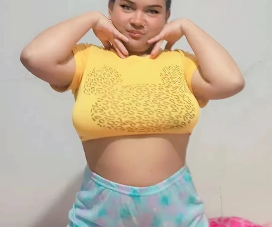 aylensofiacm's Offline Chat Room